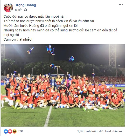 Trọng Ho&agrave;ng x&uacute;c động sau 10 năm mới v&ocirc; địch SEA Games&nbsp;