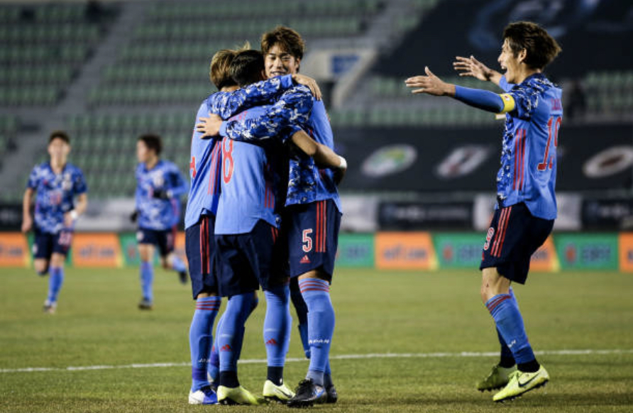 Nhật Bản 5-0 Hồng K&ocirc;ng: Cuộc dạo chơi của Samurai xanh