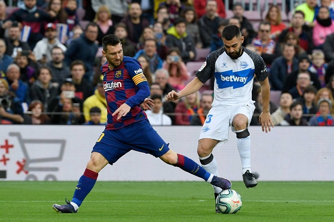 Kết quả Barcelona 4-1 Alaves: Kh&ocirc;ng cần gắng sức vẫn thắng đậm