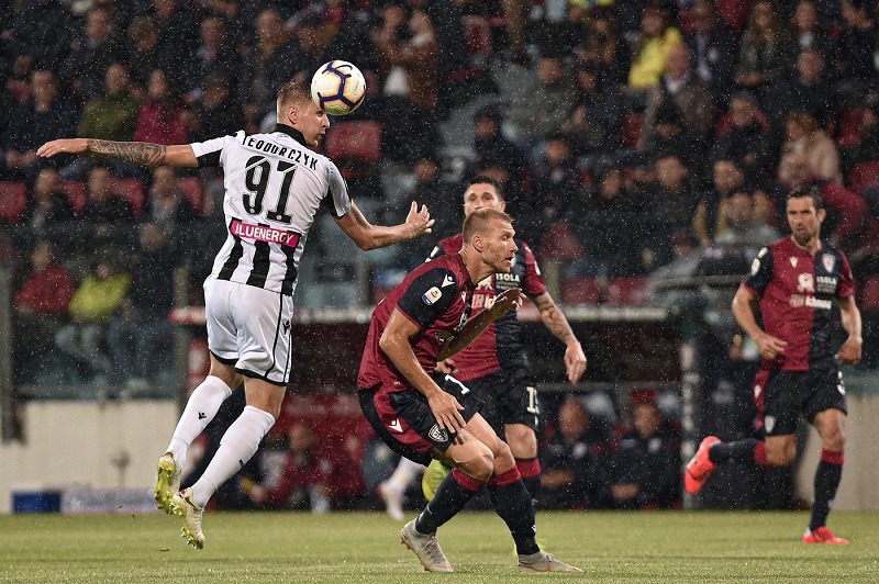 Udinese 2-1 Cagliari: Những ph&uacute;t cuối kịch t&iacute;nh nhất