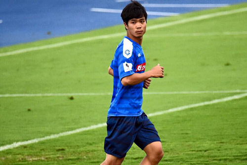 Về TP.HCM, C&ocirc;ng Phượng đ&atilde; thi đấu cho bao nhi&ecirc;u CLB trong sự nghiệp?