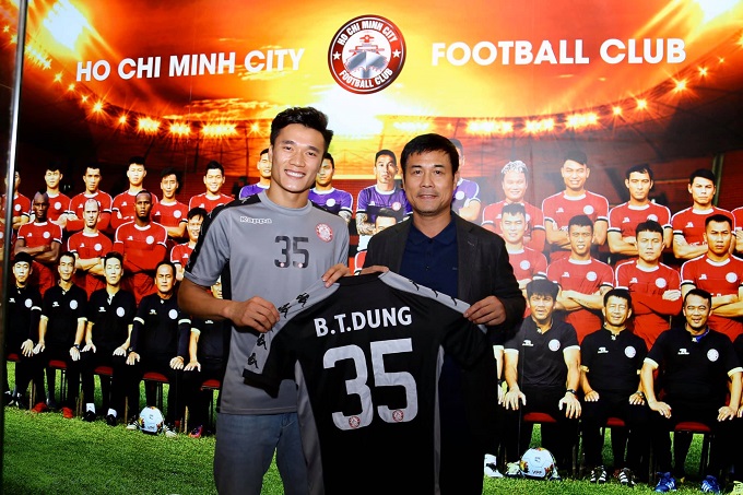 Tin tức U23 Việt Nam h&ocirc;m nay 24/12: M&oacute;n qu&agrave; Gi&aacute;ng sinh của thầy Park