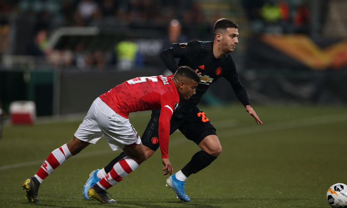 MU vs AZ Alkmaar (3h 13/12): Vẫn phải quyết đấu