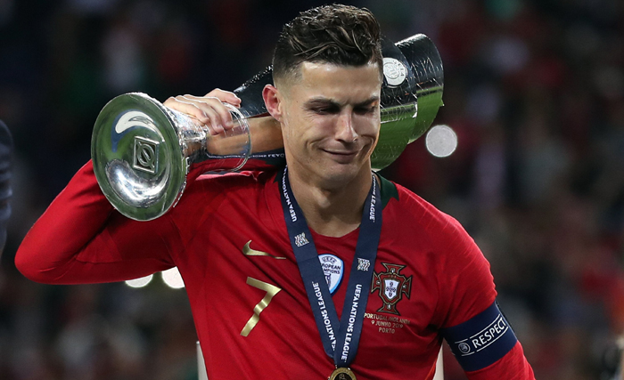 Nh&igrave;n lại những sự kiện nổi bật của b&oacute;ng đ&aacute; thế giới 2019: Messi lại lỡ hẹn với Copa America