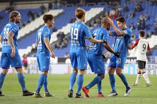 Ulsan Hyundai vs Sangju Sangmu, 15h00 ng&agrave;y 2/10: Kh&ocirc;ng c&ograve;n đường lui