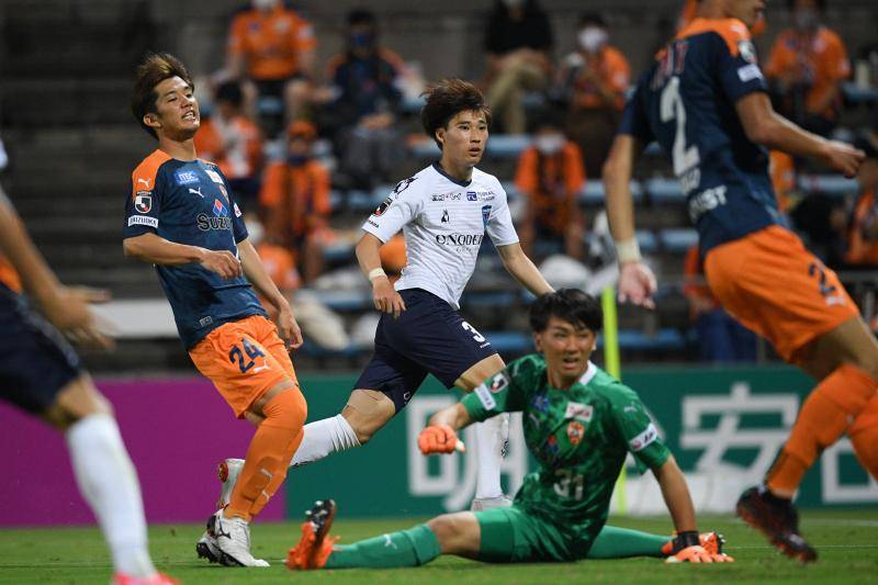 Yokohama FC vs Kashiwa Reysol, 14h ng&agrave;y 3/10: Cửa dưới đ&aacute;ng tin