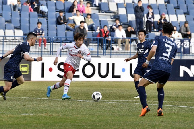 Seoul E Land vs Bucheon 1995, 11h30 ng&agrave;y 11/10: V&agrave;o Top 4