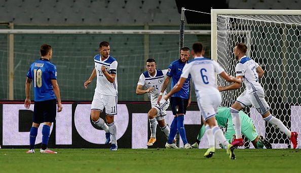 Ba Lan vs Bosnia-Herzegovina (1h45 15/10): Đại b&agrave;ng tung c&aacute;nh