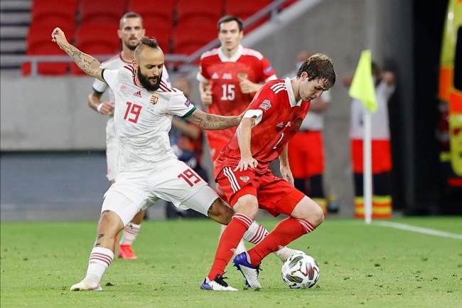 Nga vs Hungary, 1h45 ng&agrave;y 15/10: Đ&ograve;i nợ