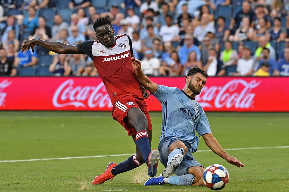 Dallas vs Sporting Kansas, 7h30 ng&agrave;y 15/10: Kh&aacute;ch lấn lướt