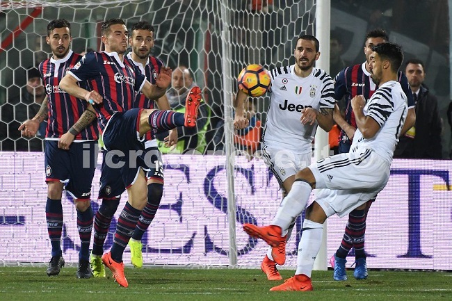 Crotone vs Juventus, 1h45 ng&agrave;y 18/10: Kh&ocirc;ng th&agrave;nh vấn đề khi vắng CR7