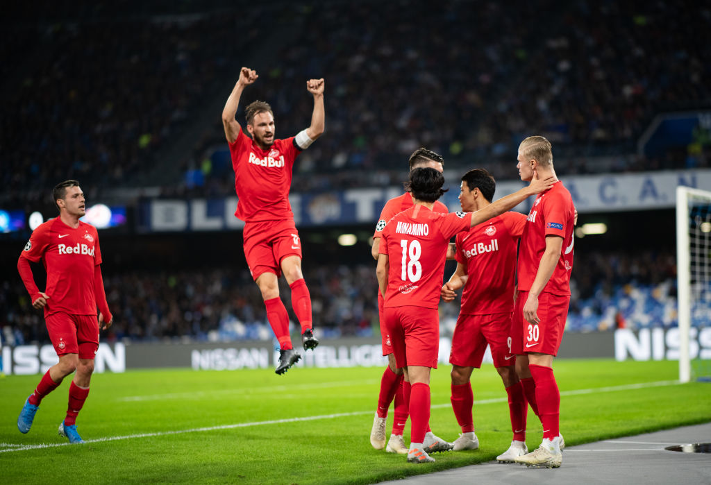 Atletico Madrid vs Salzburg (3h 28/10): Kh&aacute;ch gặp khắc tinh