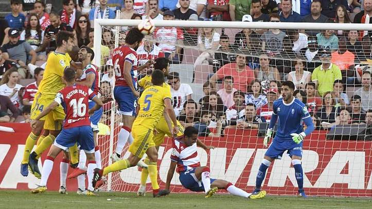 Cadiz vs Granada (23h30 4/10): Cơ hội cho t&acirc;n binh