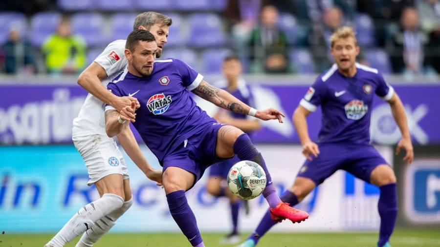 Erzgebirge Aue vs Holstein Kiel, 19h ng&agrave;y 31/10: Bất ph&acirc;n thắng bại