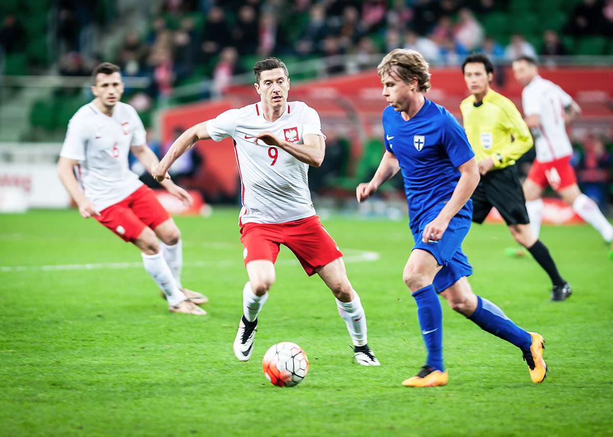 Ba Lan vs Phần Lan (1h45 8/10): Đại b&agrave;ng th&ecirc;m m&oacute;ng vuốt