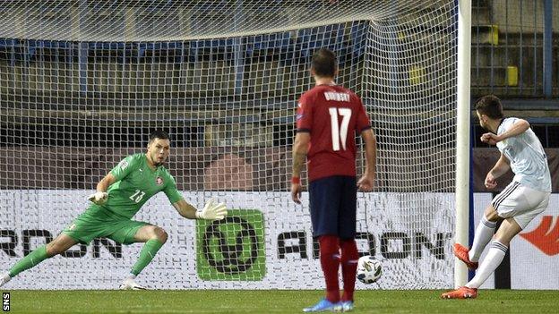 Israel vs CH Czech (1h45 12/10): Chủ nh&agrave; gặp bất lợi