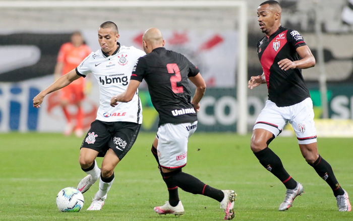 Ceara vs Corinthians, 6h30 ng&agrave;y 12/10: Kh&oacute; ph&acirc;n thắng bại