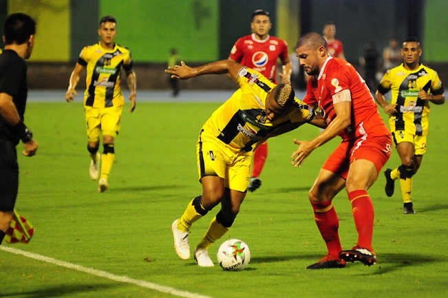 Alianza Petrolera vs Patriotas Boyac&aacute;, 7h40 ng&agrave;y 4/11: Phong độ đang l&ecirc;n