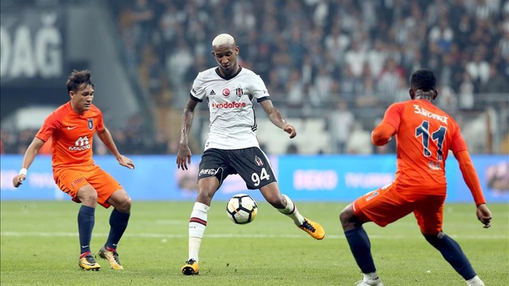 Besiktas vs Istanbul Basaksehir, 23h ng&agrave;y 21/11: Hướng về Top 3