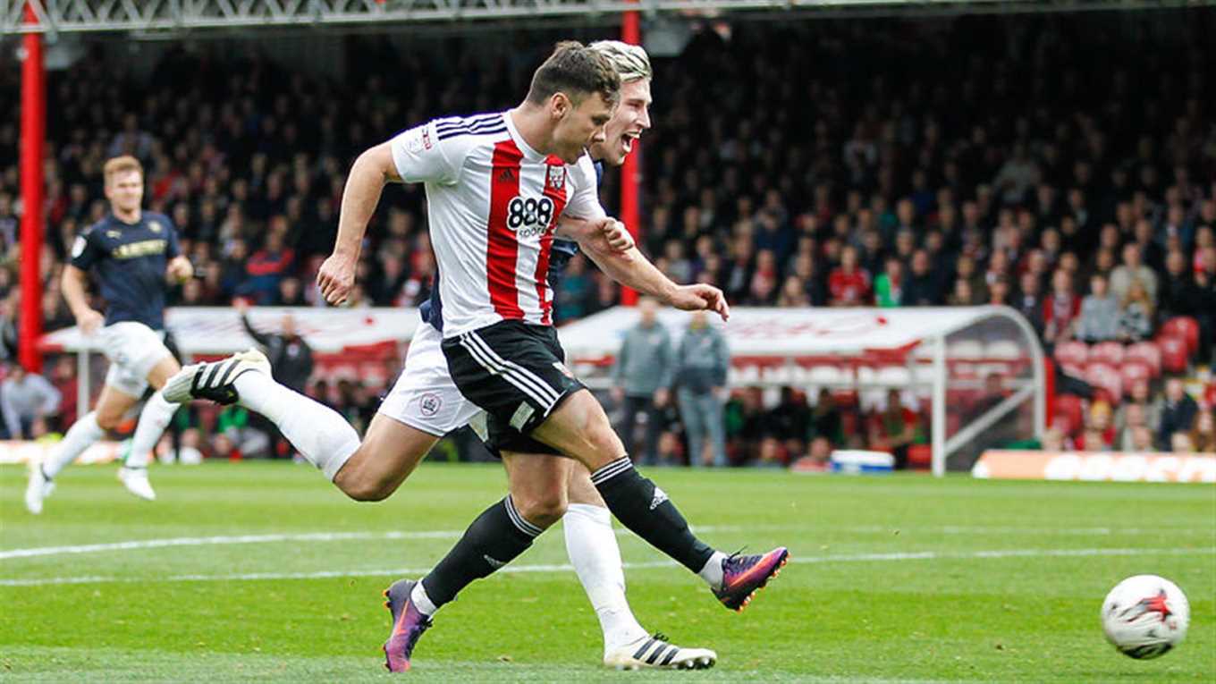 Barnsley vs Brentford, 2h45 ng&agrave;y 25/11: Tiếp đ&agrave; bất bại