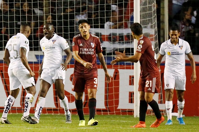 LDU Quito vs Santos, 5h15 ng&agrave;y 25/11: Nỗi lo du đấu