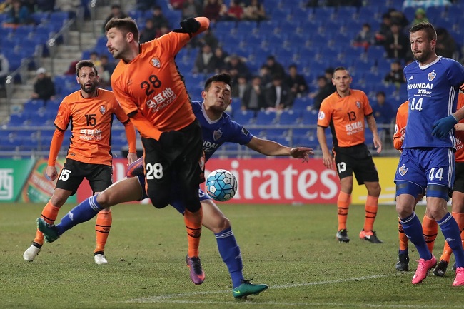 Perth Glory vs Ulsan Hyundai, 20h00 ng&agrave;y 24/11: Giữ chắc ng&ocirc;i đầu