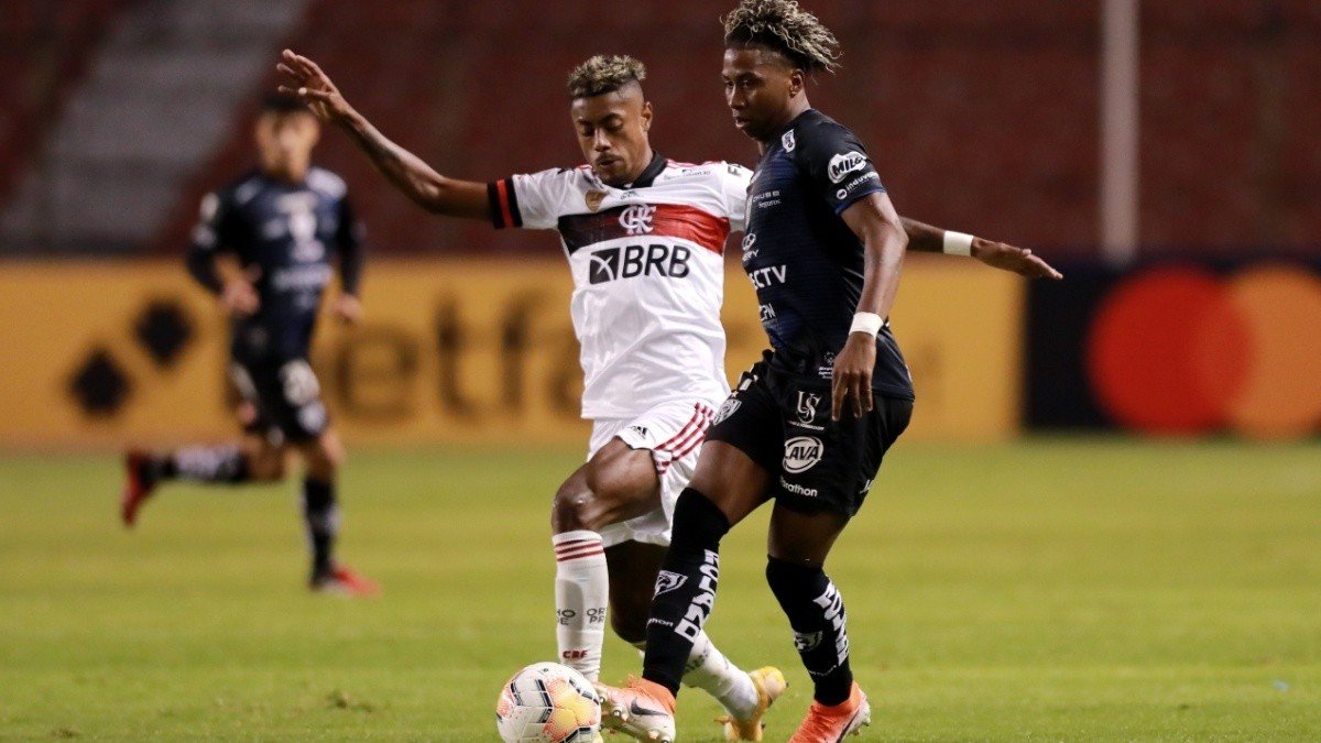 Racing Club vs Flamengo, 7h30 ng&agrave;y 25/11: Tr&ecirc;n đ&agrave; khủng hoảng