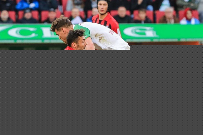 Augsburg vs Freiburg, 21h30 ng&agrave;y 28/11: Ch&igrave;m v&agrave;o khủng hoảng