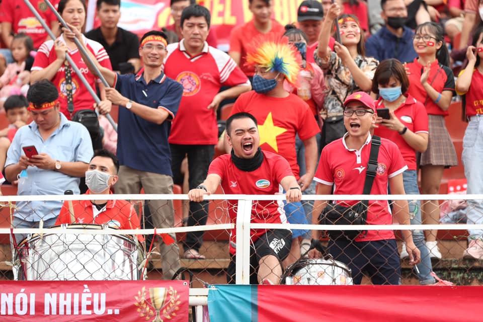 Ch&ugrave;m ảnh Viettel v&ocirc; địch V-League 2020 tr&ecirc;n s&acirc;n Thống Nhất