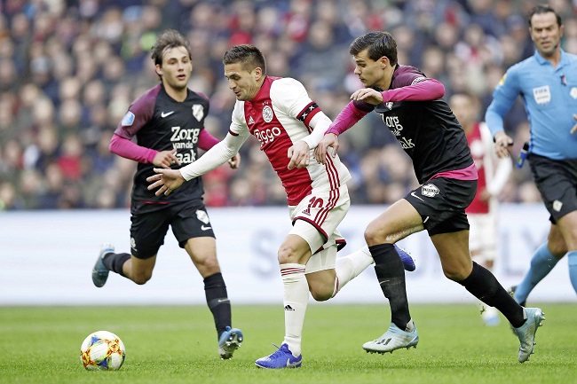 Utrecht vs Ajax Amsterdam, 18h15 ng&agrave;y 8/11: Nguy cơ mất ng&ocirc;i đầu
