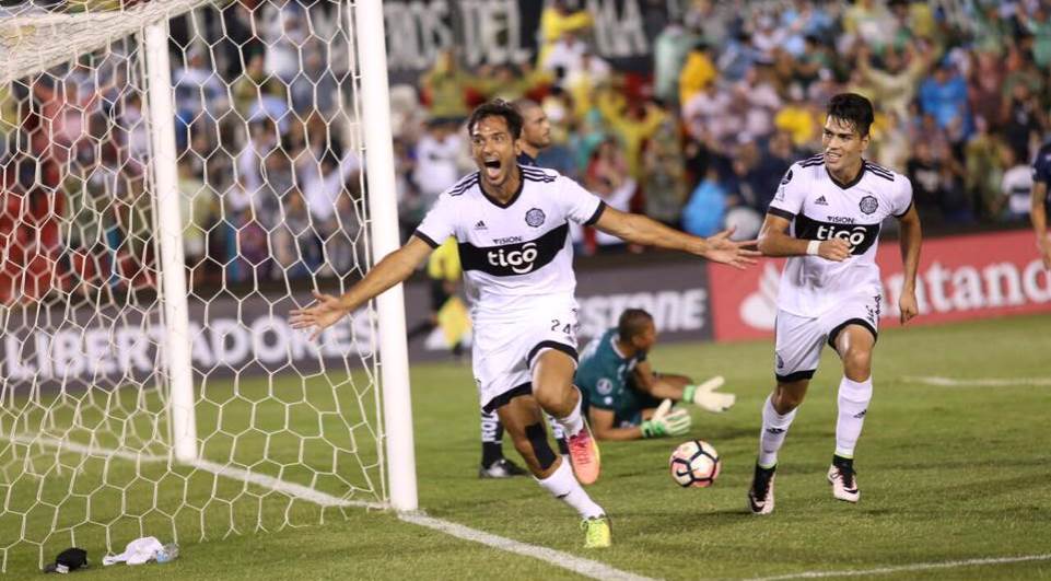 Olimpia Asuncion vs 12 de Octubre, 5h15 ng&agrave;y 12/11: Đối thủ cứng đầu