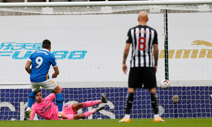 Brighton vs Burnley (0h30 7/11): Niềm vui n&agrave;o cho kh&aacute;ch?