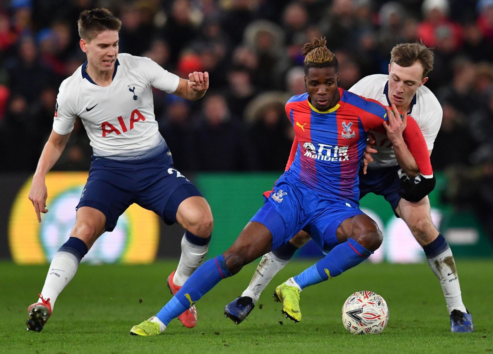 Crystal Palace vs Tottenham (21h15 13/12): Bảo vệ ng&ocirc;i đầu