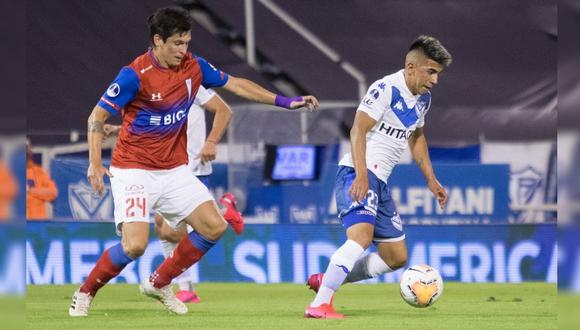 Universidad Catolica vs Velez Sarsfield, 7h30 ng&agrave;y 16/12: Chuyến đi b&atilde;o t&aacute;p