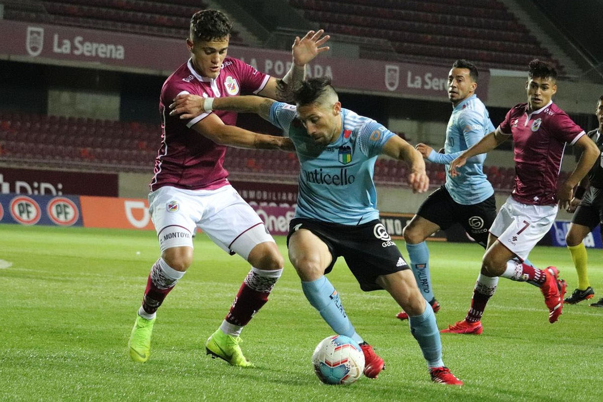 Univ of Conception vs La Serena, 4h ng&agrave;y 22/12: Kh&aacute;ch tiếp tục bay cao