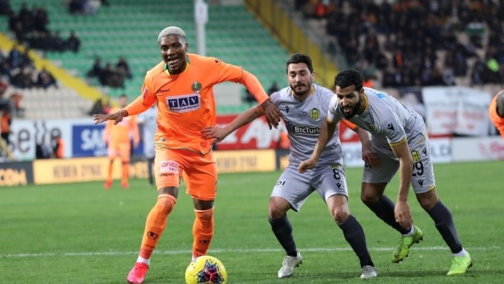 Alanyaspor vs Yeni Malatyaspor, 20h ng&agrave;y 23/12: Đ&aacute;nh mất ng&ocirc;i đầu?
