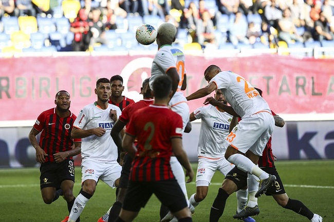 Gaziantep FK vs Alanyaspor, 17h30 ng&agrave;y 27/12: Cơ hội thay đổi lịch sử