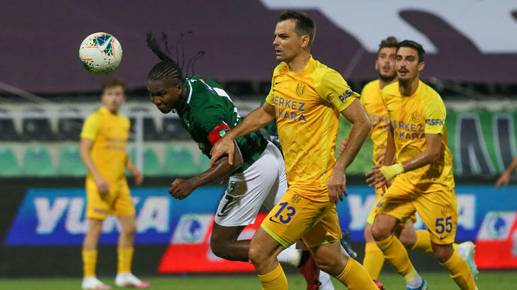 Denizlispor vs Ankaragucu, 20h ng&agrave;y 27/12: Kh&aacute;ch ch&igrave;m đ&aacute;y