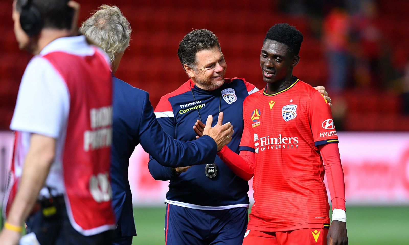 Western United vs Adelaide, 15h05 ng&agrave;y 28/12: Khởi đầu thuận lợi