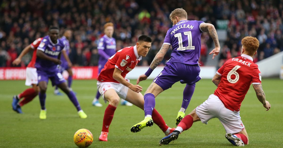 Stoke vs Nottingham Forest, 3h ng&agrave;y 30/12: Top 3 xa dần