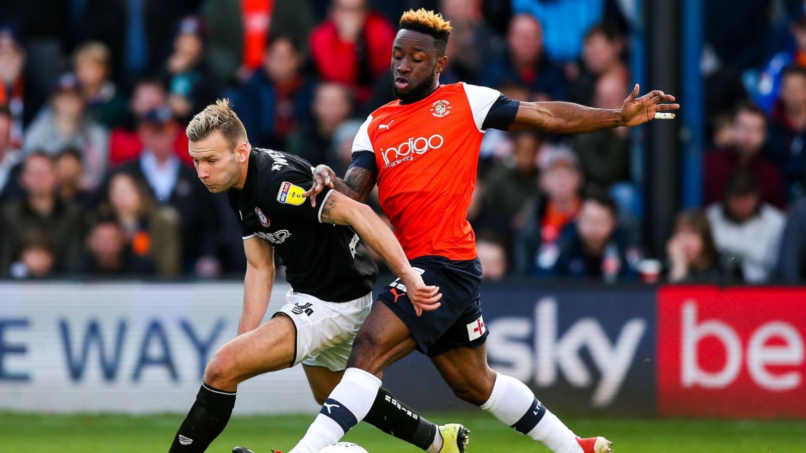 Luton Town vs Bristol, 2h45 ng&agrave;y 30/12: Kh&oacute; cho cả hai