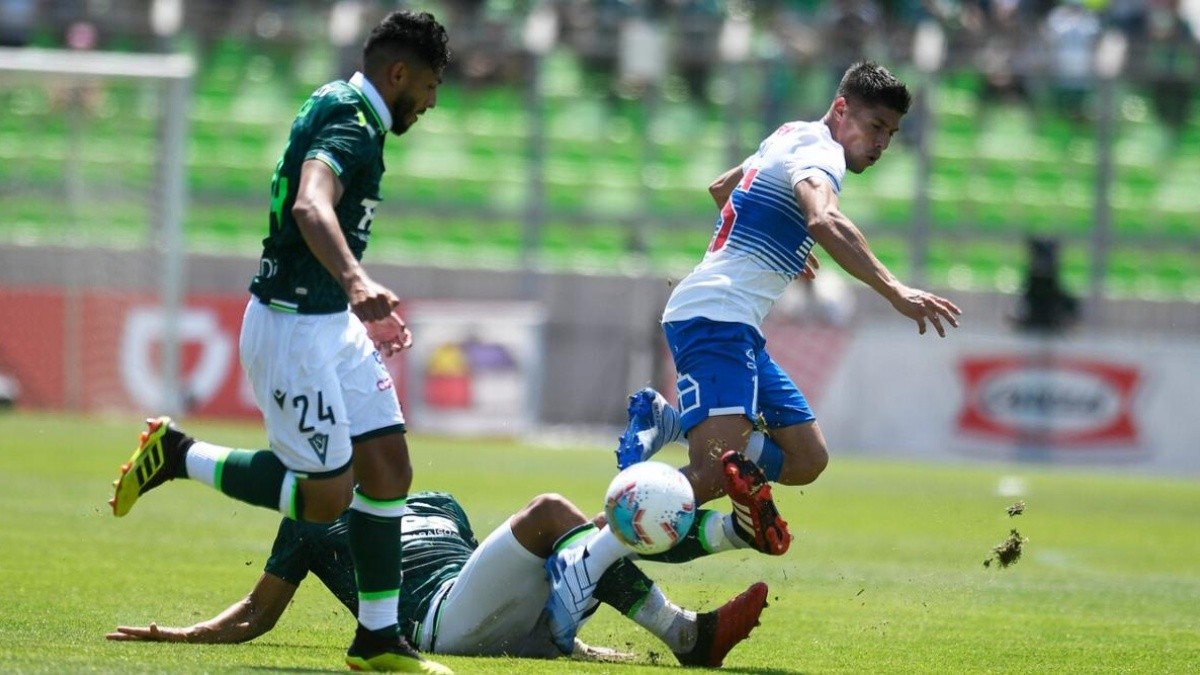Universidad Catolica vs Santiago Wanderers, 6h30 ng&agrave;y 31/12: Cản bước đội đầu bảng