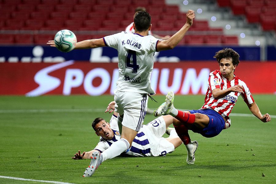 Atletico Madrid vs Valladolid (0h30 6/12): Đ&aacute;nh chiếm ng&ocirc;i đầu