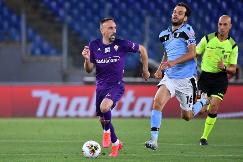 Fiorentina vs Genoa (2h45 8/12): Sắc t&iacute;m hồi sinh