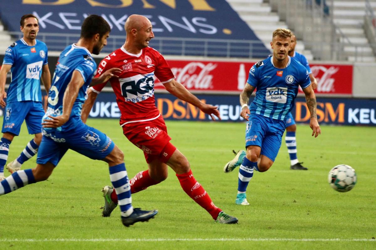 Charleroi vs Kortrijk, 2h45 ng&agrave;y 8/12: Trở lại top 4