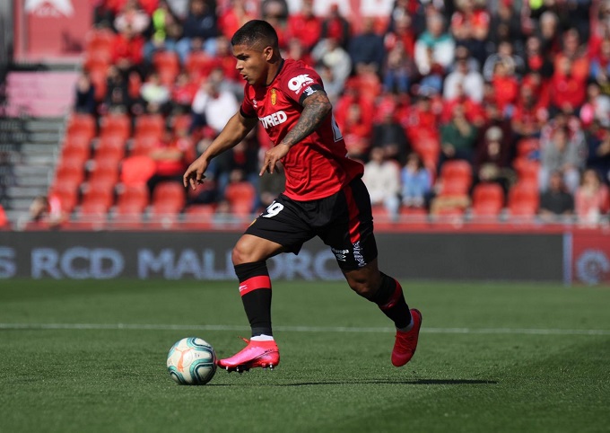 Mallorca 1-0 Alaves: Tạm thời tho&aacute;t hiểm