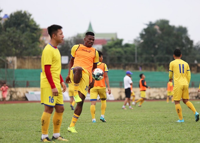 Chuyển nhượng V.League 17/2: TP.HCM phải chi bao nhi&ecirc;u tiền để c&oacute; Lee Nguyễn?