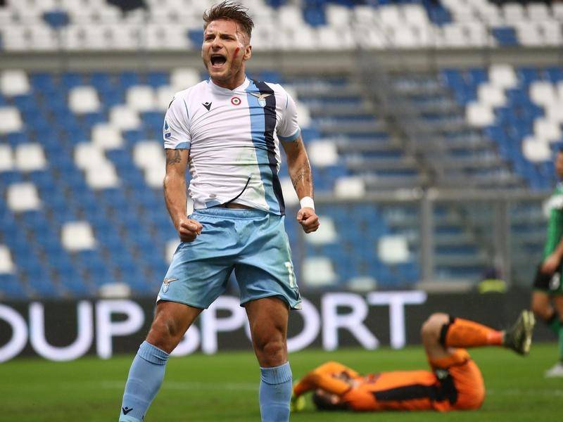 Genoa 2-3 Lazio: Nhọc nhằn vượt ải, tạm chiếm ng&ocirc;i nh&igrave;