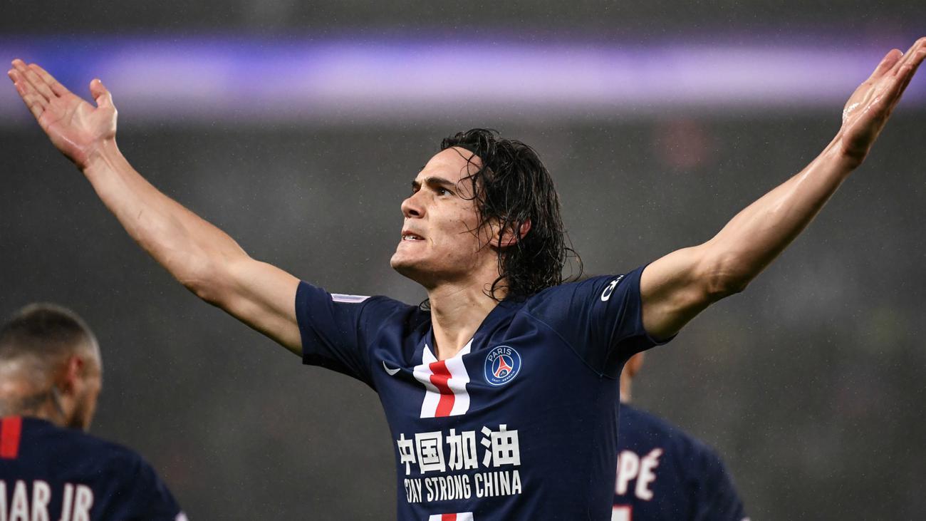 Chạm mốc 200 b&agrave;n, Cavani đi v&agrave;o lịch sử PSG