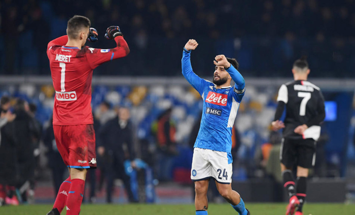 Sampdoria vs Napoli (2h45 ng&agrave;y 4/2): Thừa thắng x&ocirc;ng l&ecirc;n